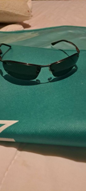 Ray-Ban napszemveg