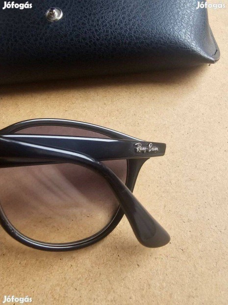 Ray-Ban napszemveg RB 4259 601/19 j gyri tokjban