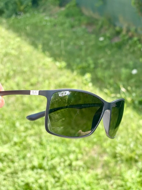 Ray- Ban Liteforce polarizált tükörlencsés napszemüveg unisex