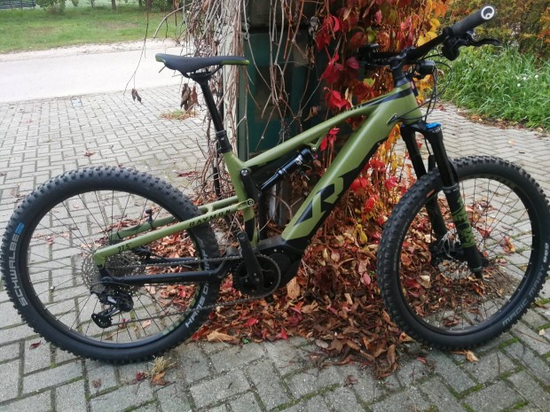 Raymon 27.5 fullray E 9.0 (ktm csoport) m-es. 