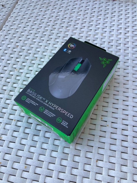 Razer Basilisk V3 X Hyperspeed - 2 v garancia