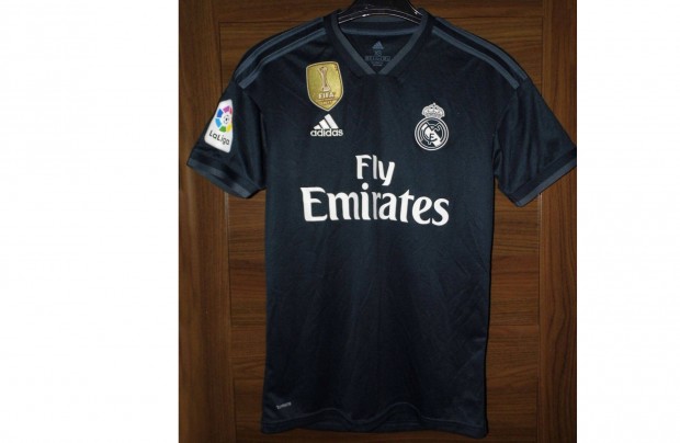 Real Madrid Klub VB gyztes cmeres eredeti adidas 2018-19 mez