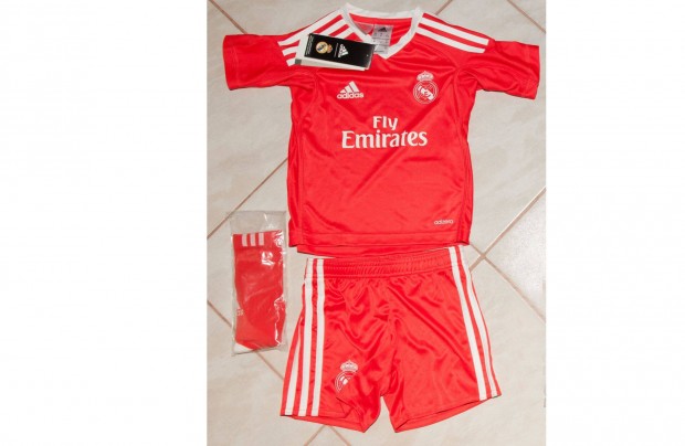 Real Madrid eredeti adidas pink-piros baby szett (98-as)