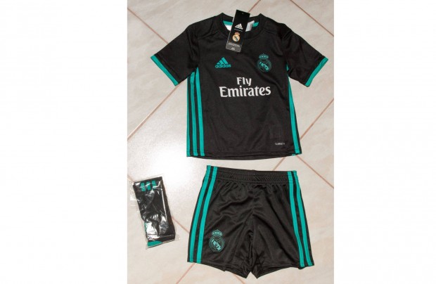 Real Madrid eredeti adidas zld fekete baby szett (98-as)