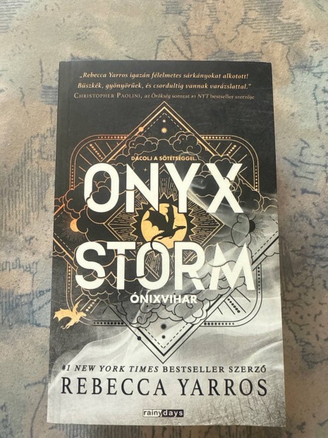 Rebecca Yarros Onyx Storm ldekorlt