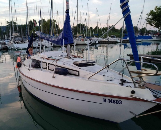 Rebell 25 vitorlshaj