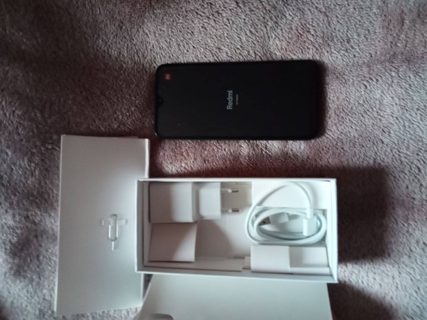 Redmi Mobiltelefon 4/64GB Dual Dobozos