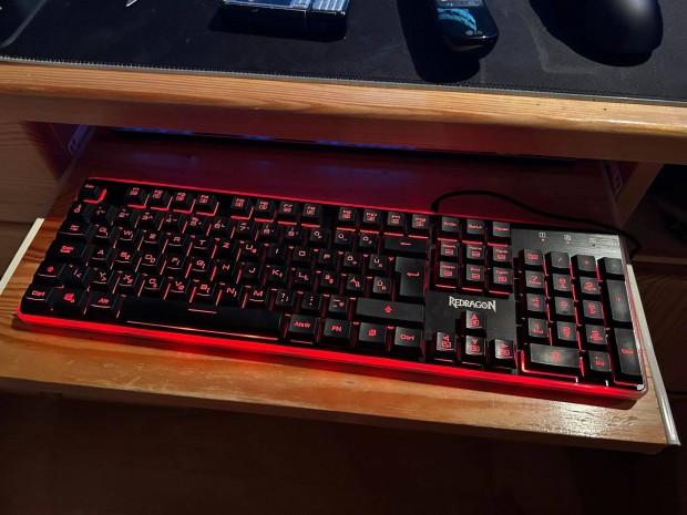 Redragon RGB Gamer billentyzet