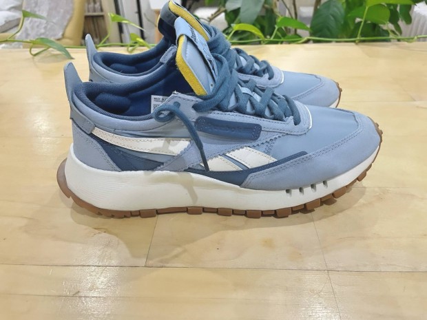 Reebok CL Legacy 40