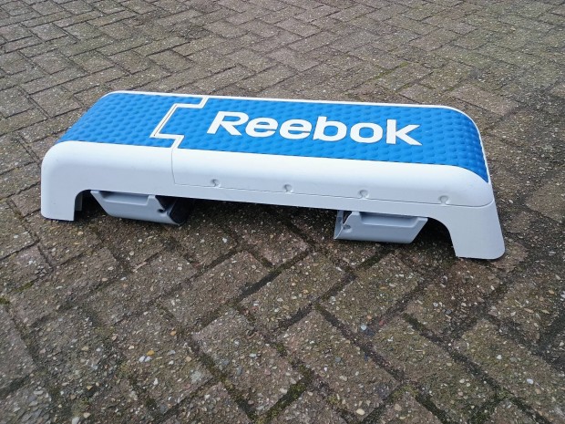 Reebok deck, step pad