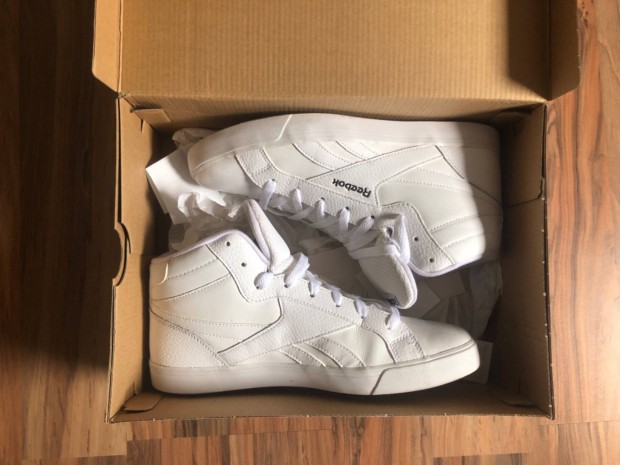 Reebok frfi cip elad!