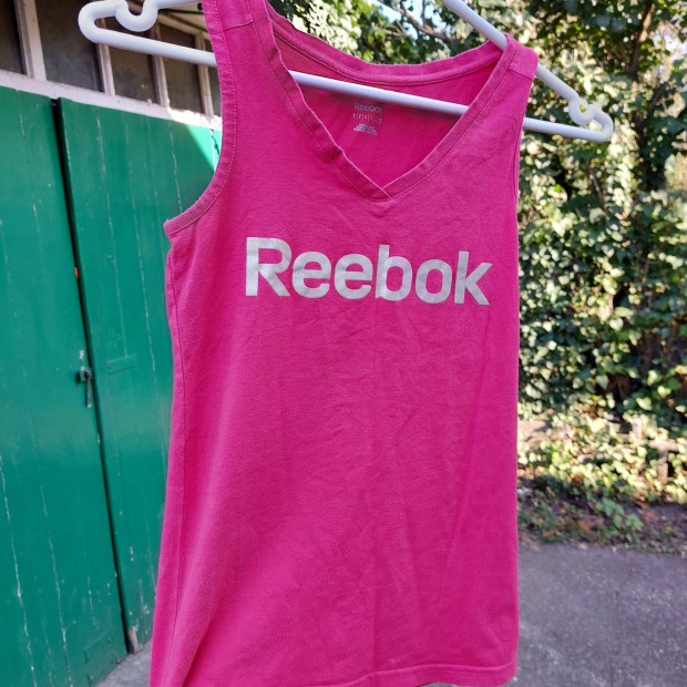 Reebok pink fels