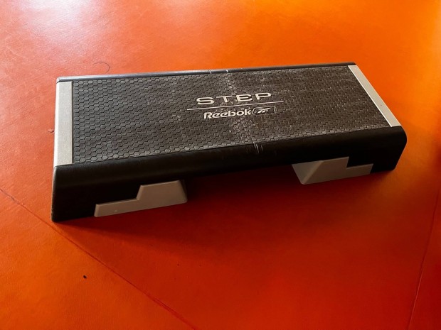 Reebok step pad