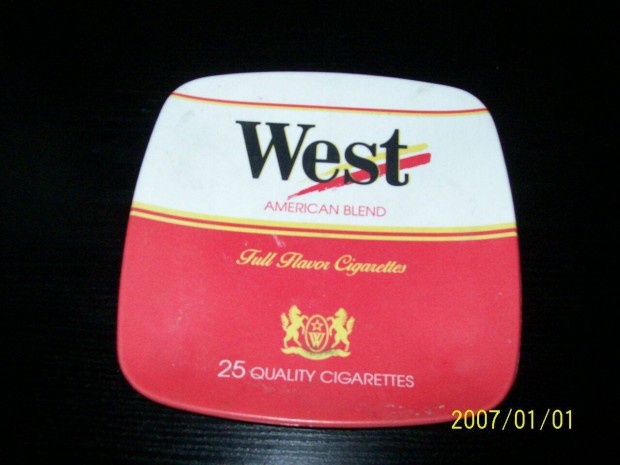 Rgebbi pnz visszaad manyag tlca-West cigaretta