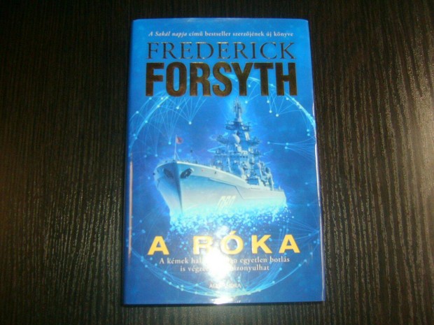 Regnyek - John Updike, Frederick Forsyth 2 db