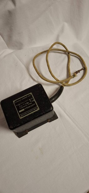 R�gi 12V, 35W transzform�tor