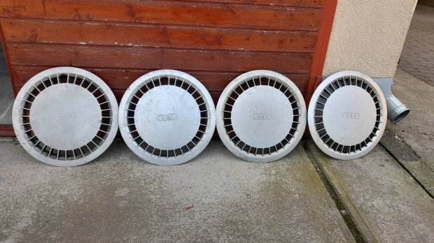 Rgi Audi 14" disztrcsk