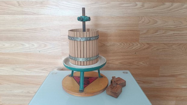 Régi Mini Szőlőprés - 31cm