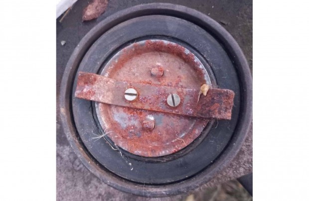 Rgi Pannnia motorhoz val tanksapka