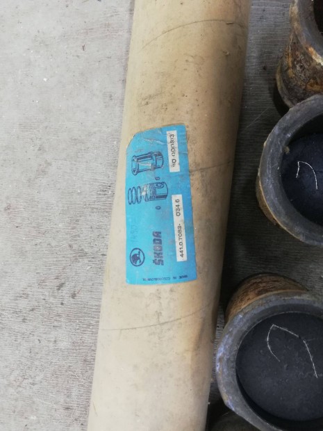 Rgi Skoda bontott henger s dugatty sor elvihet