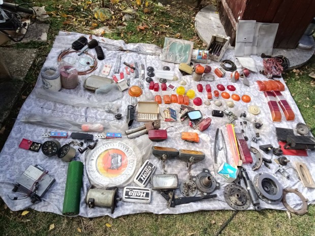 Régi Wartburg,Trabant alkatrészek eladók