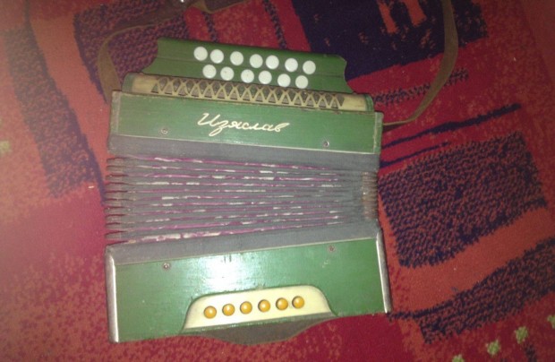 Rgi ( gyerek ) , harmonika elad !