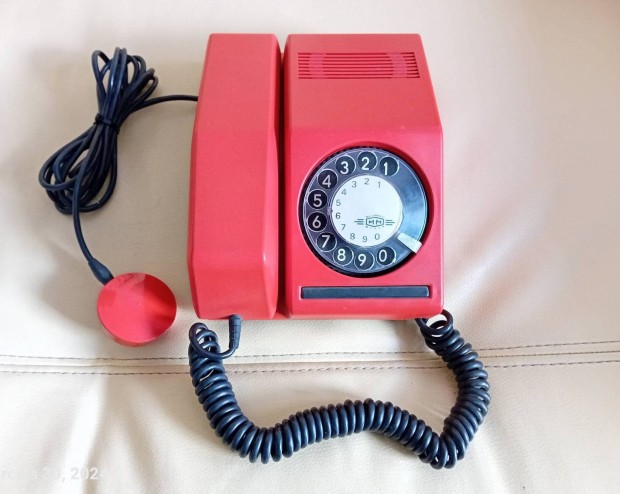 Rgi , retro , vintage , trcss , vezetkes piros telefon