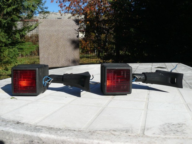 Régi , retró pótféklámpa , hangszóró pár