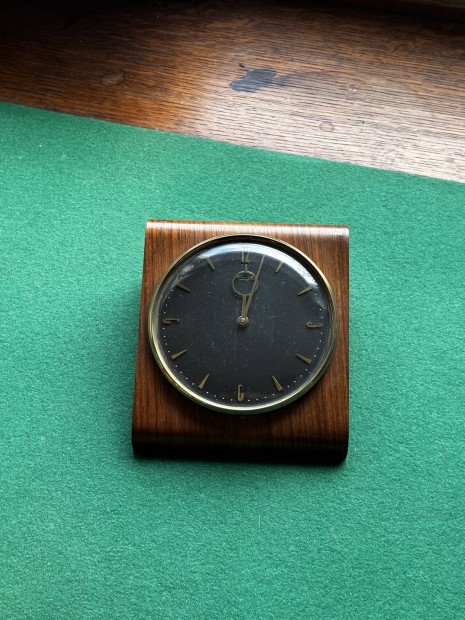 R�gi asztali �r�k 8 napos szerkezettel Heinrich M�ller Kienzle