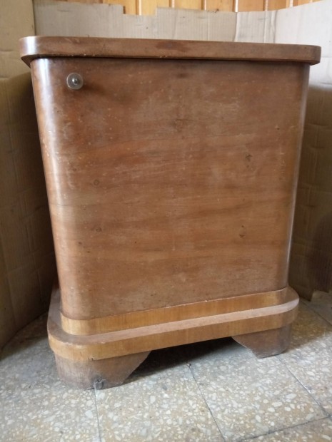 R�gi �jjeli szekr�ny 2db k�l�nb�z� m�ret� 