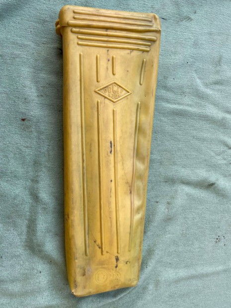 R�gi elakad�sjelz� h�romsz�g