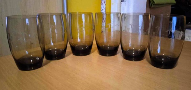 Régi elegáns füstüveg metszett pohárkészlet, finom, vékony