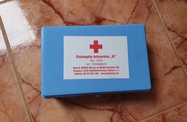 Régi elsősegély felszerelés "B" bontatlan doboz