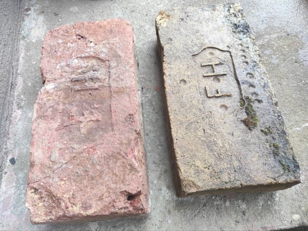Monogramos Teglak