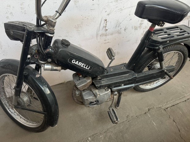 R�gi motorker�kp�r elad�