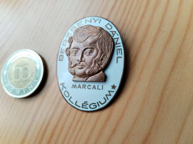 Régi nagy jelvény Marcali Berzsenyi Dániel Kollégium