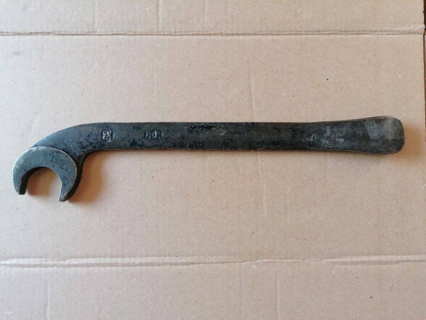 Rgi orosz 32-es kerkanyakulcs Zsiguli, Moszkvics