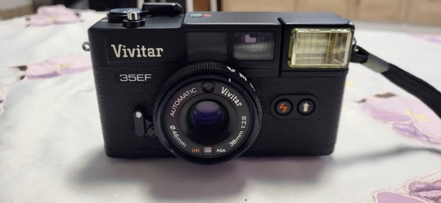 Régi retro fényképezőgép Vivitar 35EF