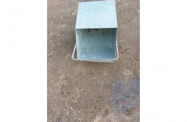 R�gi sz�ntart�, gurulos