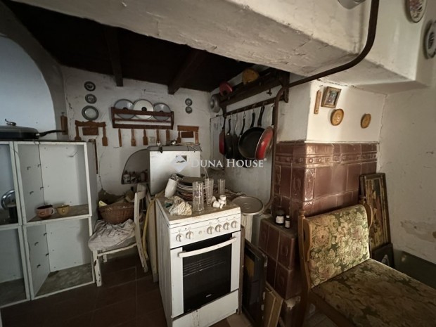 Reg�lyi 150 nm-es h�z elad�