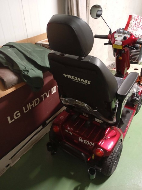 Rehab kocsi,Seg�dmoped