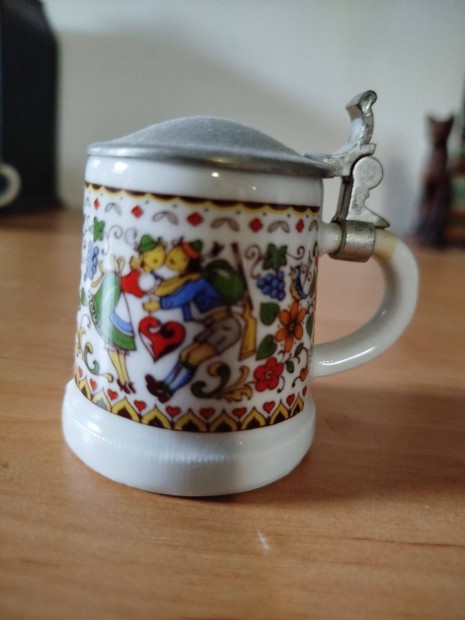 Rein Zinn BMF miniatűr korsó, kupica ón fedéllel