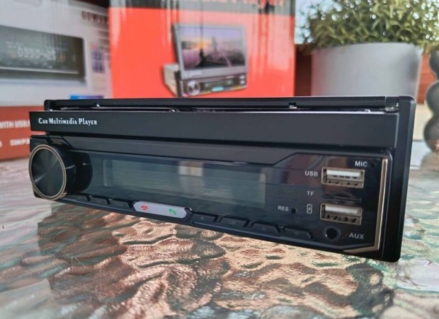 Rejtett kijelzős autós multimédia fejegység