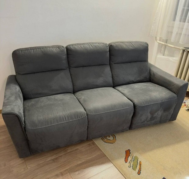 Relax háromszemélyes kanapé