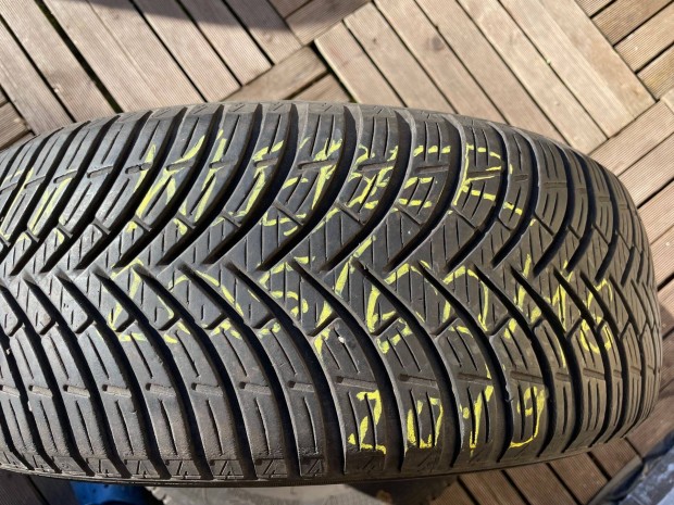 Remek ngyvszakos gumik prban 205/60 R 16 mretben