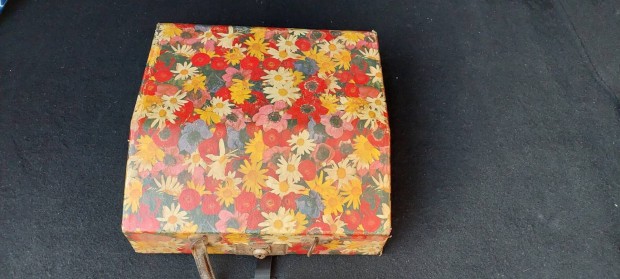 Remtor, szalagos �r�g�p 1920-b�l