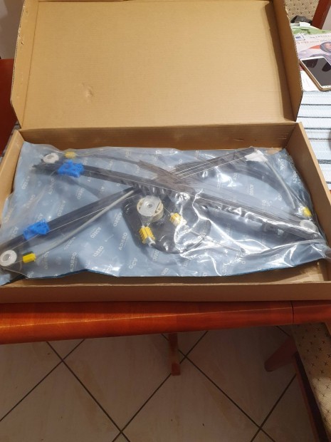 Renaul Espace Jobb Els� Ablakemel�