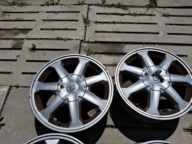 Renault 15" alufelni 