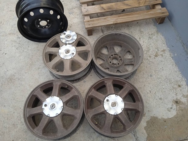 Renault 15"alu s lemez felni 