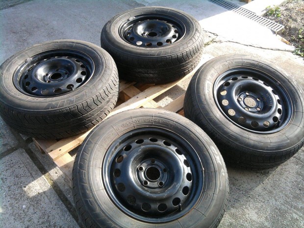 Renault 15-ös acélfelnik 5x108-as